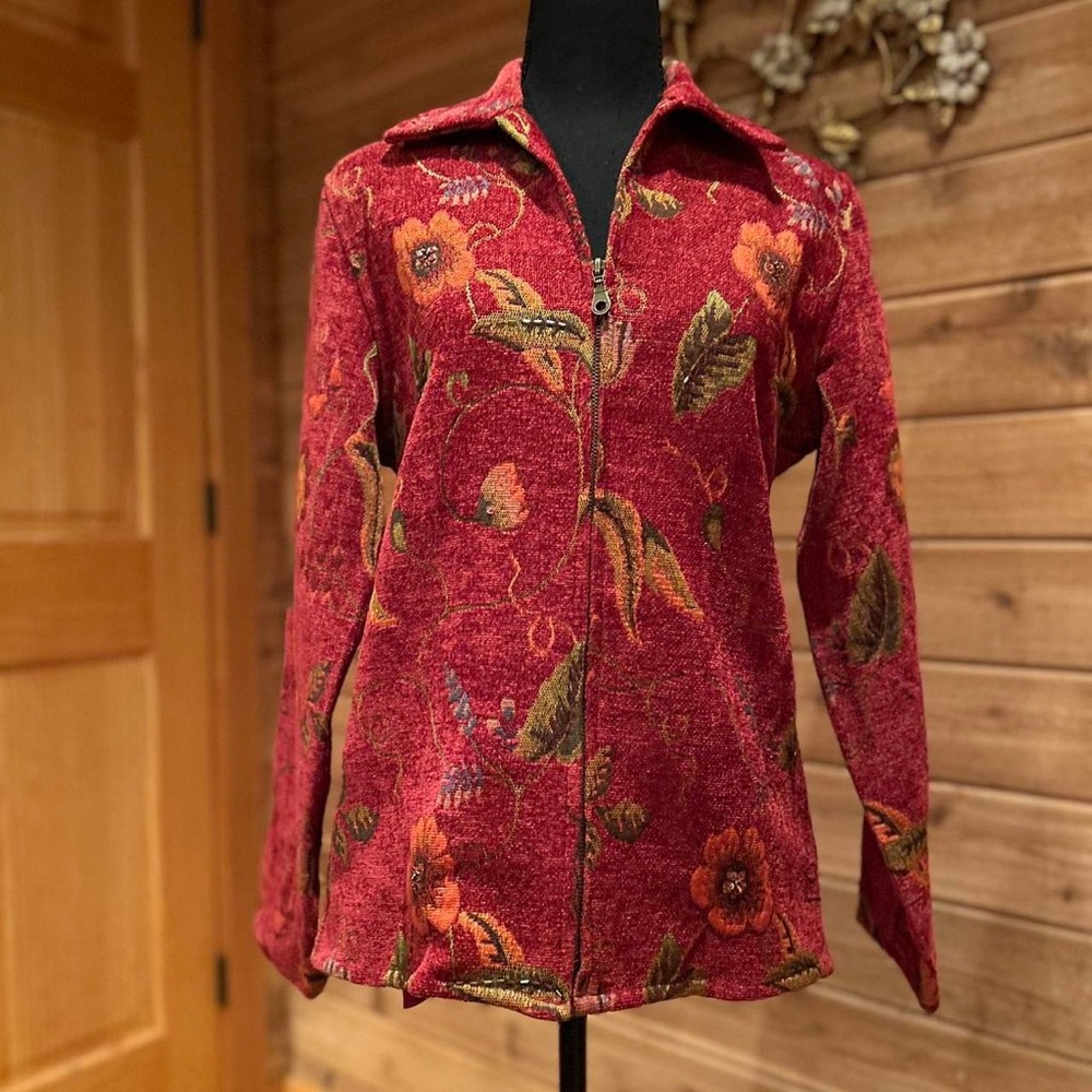 Gorgeous like new tapestry jacket by Flashbacks!